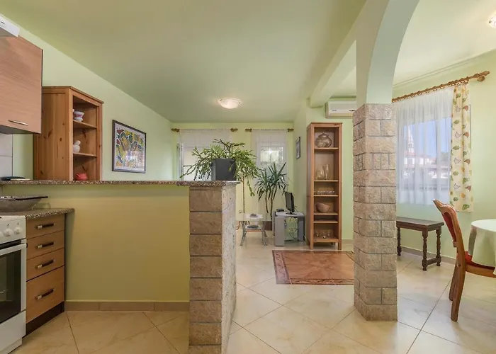 Sunrise In Tar * Tar-Vabriga