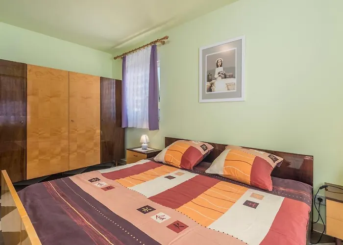 Sunrise In Tar 아파트